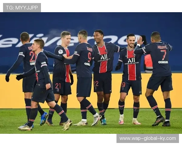 里昂六战曼联未尝胜绩 法甲球队主场平局寻求突破